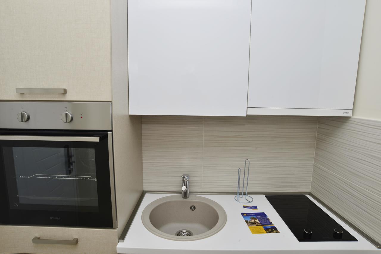 Apartman Bradasevic Tivat Exteriör bild