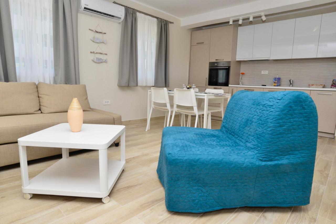 Apartman Bradasevic Tivat Exteriör bild