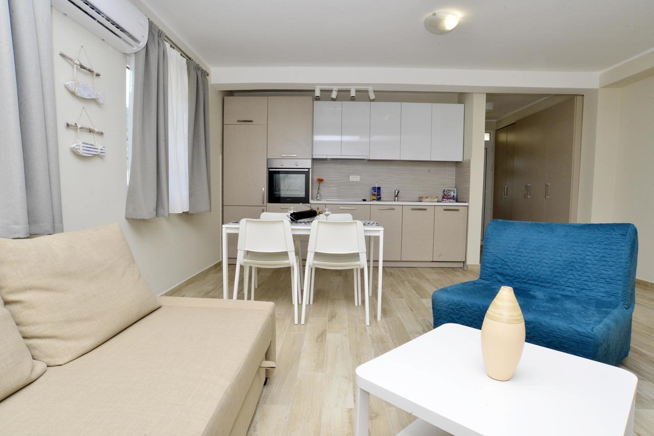 Apartman Bradasevic Tivat Exteriör bild